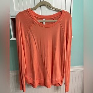 Athleta coral long sleeve pull over